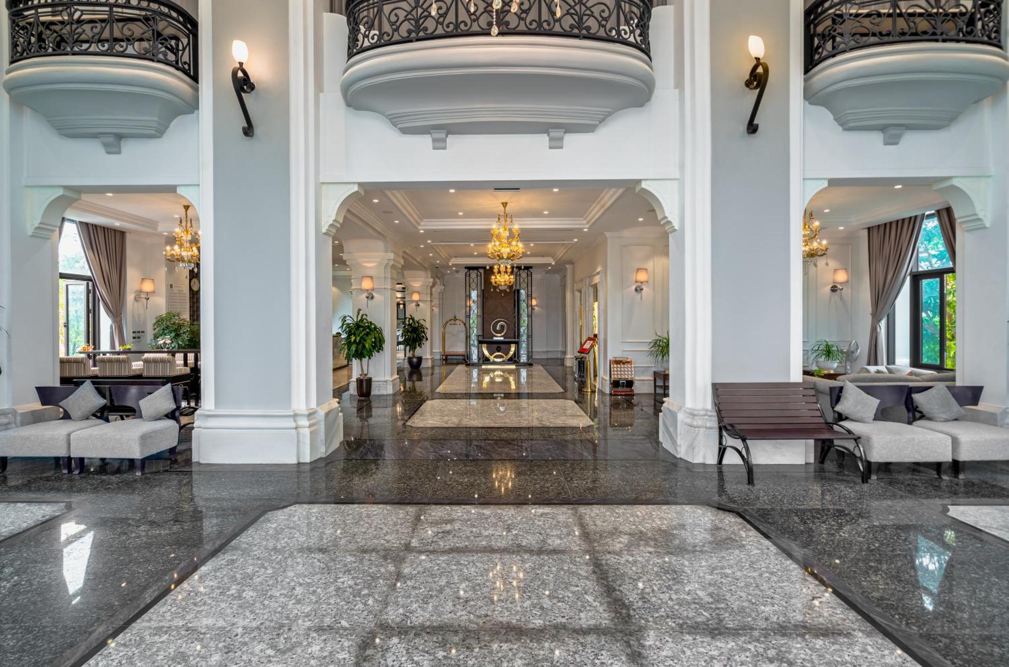 Rex Quang Binh Hotel Dong Hoi Exterior photo